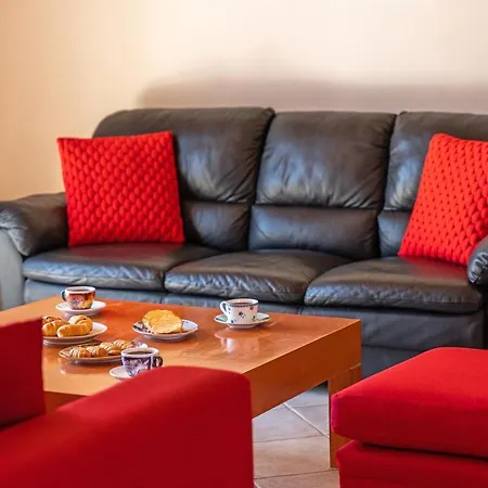 Grand Square Apartment