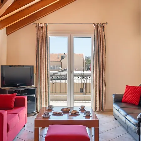 Grand Square Apartment